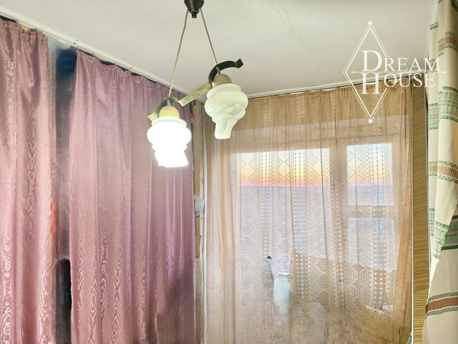 Продаж 5 кімнатної квартири