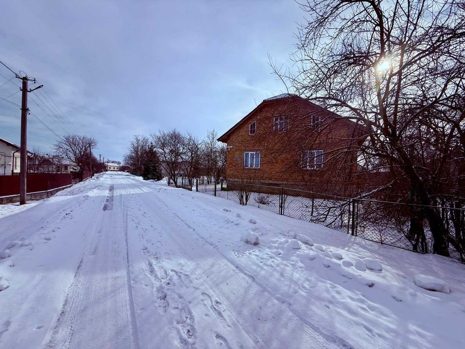 Будинок в с Вівня