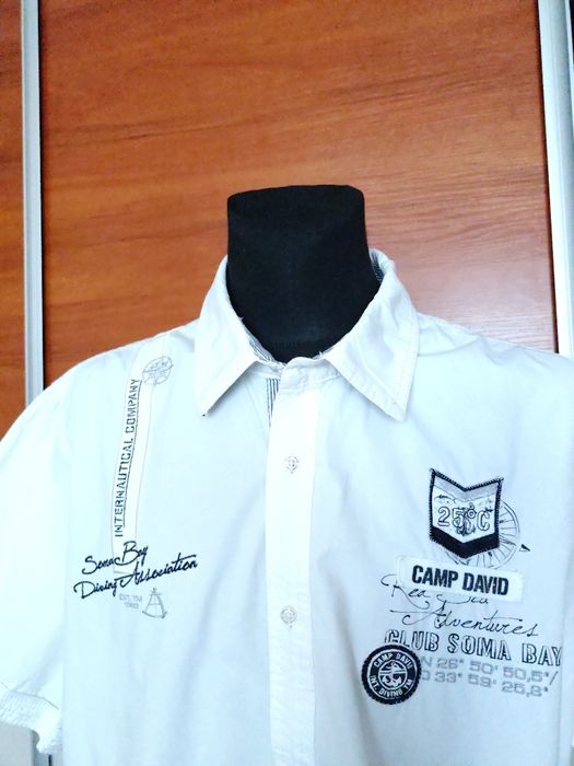 DUŻA (3XL) biała haftowana męska koszula Camp David