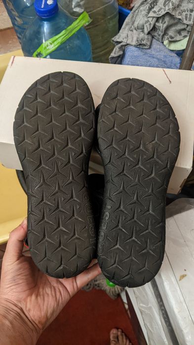 Ecco сандали  кожание