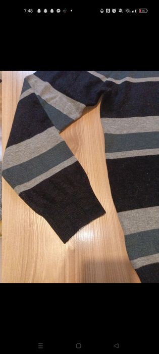 Męski szary sweter z długim rękawem