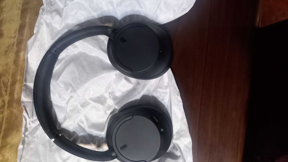 Headphones Sony WC-CH720N