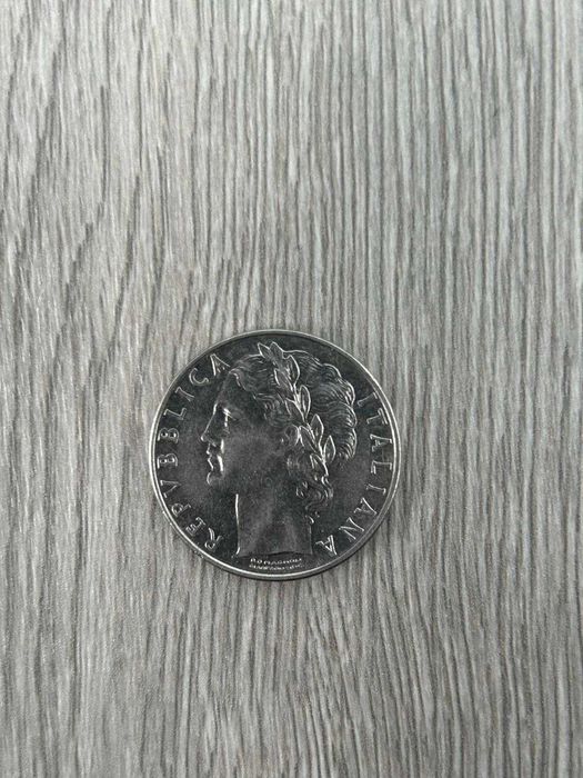 Moedas França, Itália e Canadá