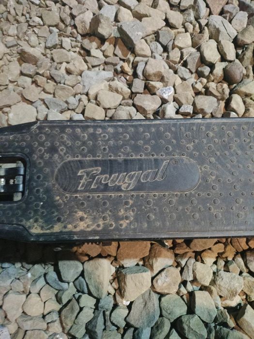 Hulajnoga elektryczna Frugal