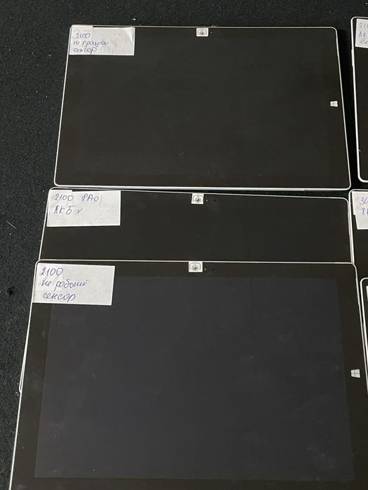 Планшети Microsoft Surface 8Pro