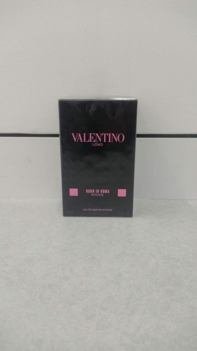 Perfum Valentino born in Roma