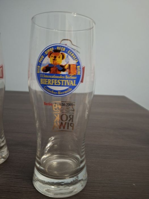 Szklanki na piwo z napisem Tyskie