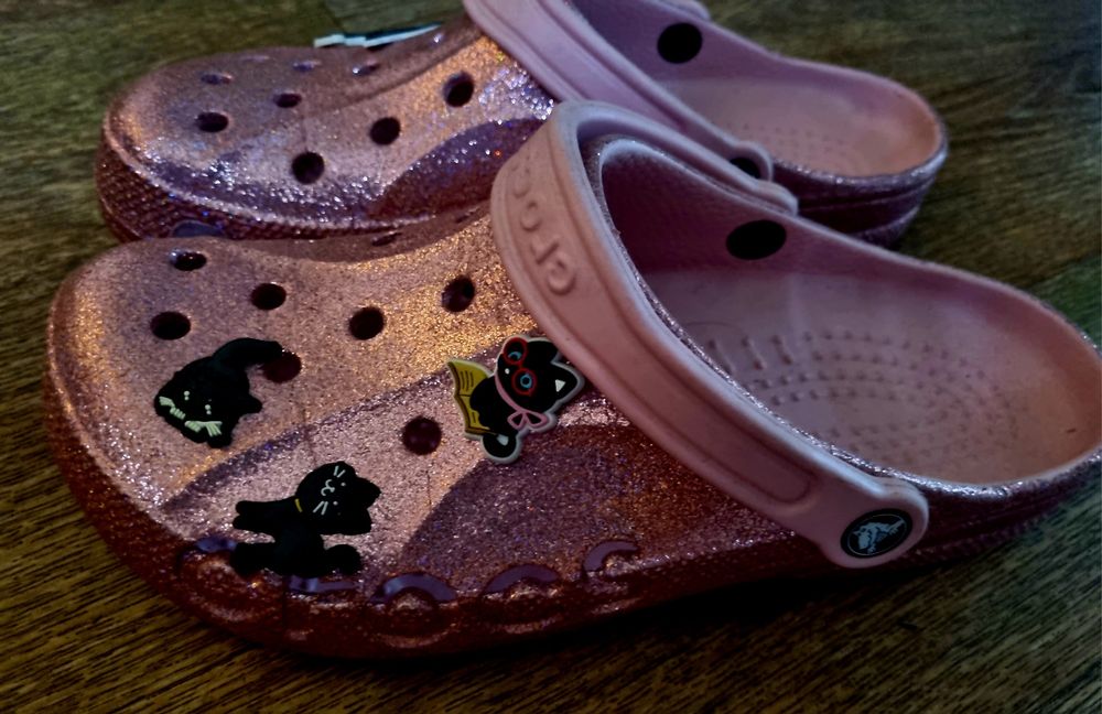 Crocs блестящие оригинал
