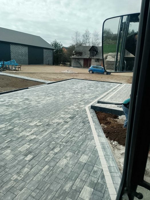 Układanie kostki brukowej ,Rozbiórki starych budynków