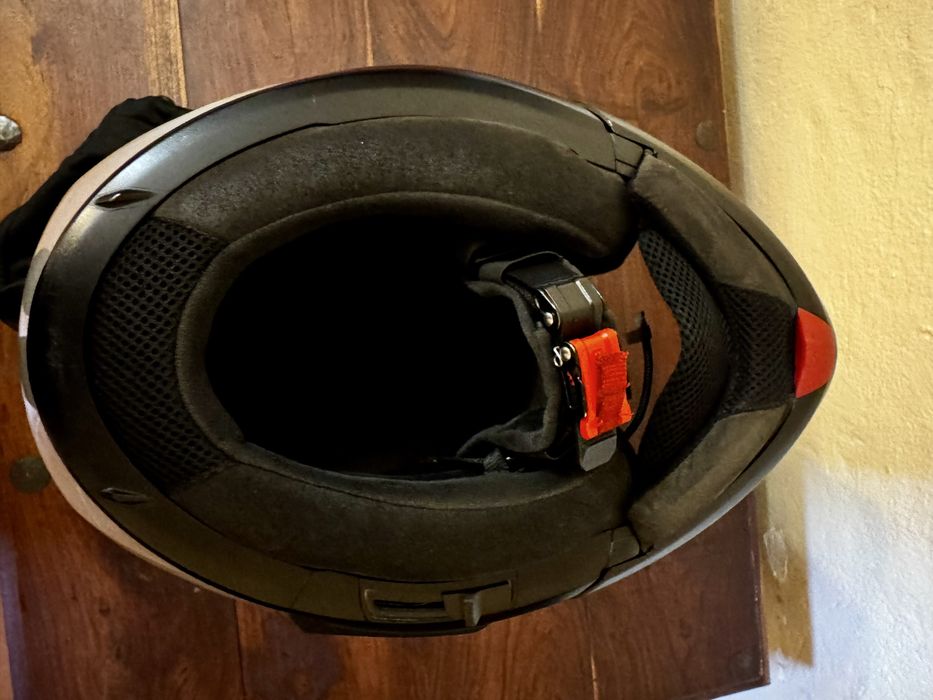 Capacete BMW System 7 Carbon com sistema comunicação