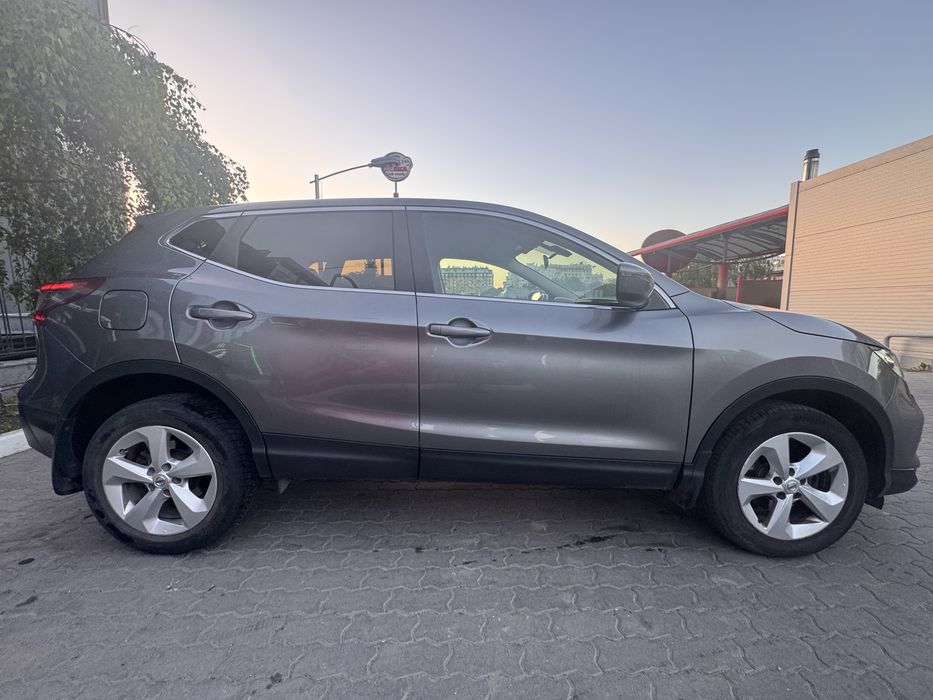 Nissan Qashqai 2019 VIN SJNFDAJ11U2689610 фото оголошення 2 з 17