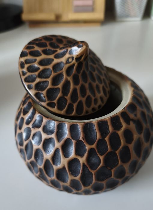 Pudełko ceramiczne z pokrywką na drobiazgi