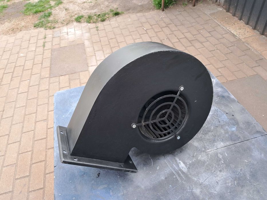 Wentylator promieniowy, turbina, dmuchawa, przemysłowy  0,55kw 230v.