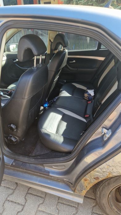 SAAB 93 AERO uszkodzony na części