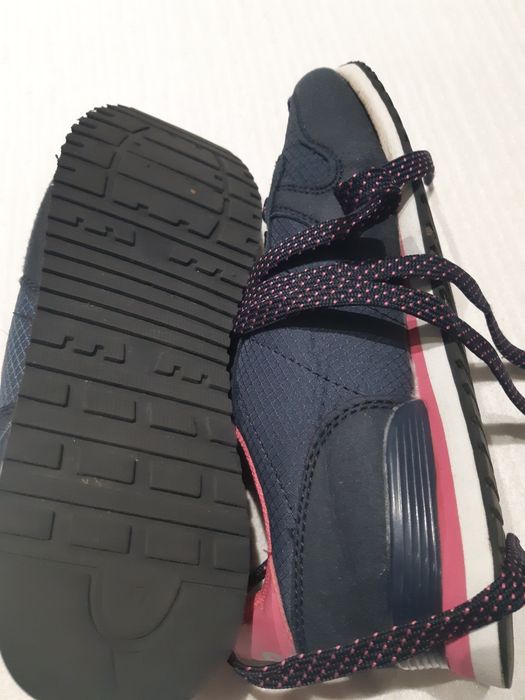 Buty sportowe nr 37