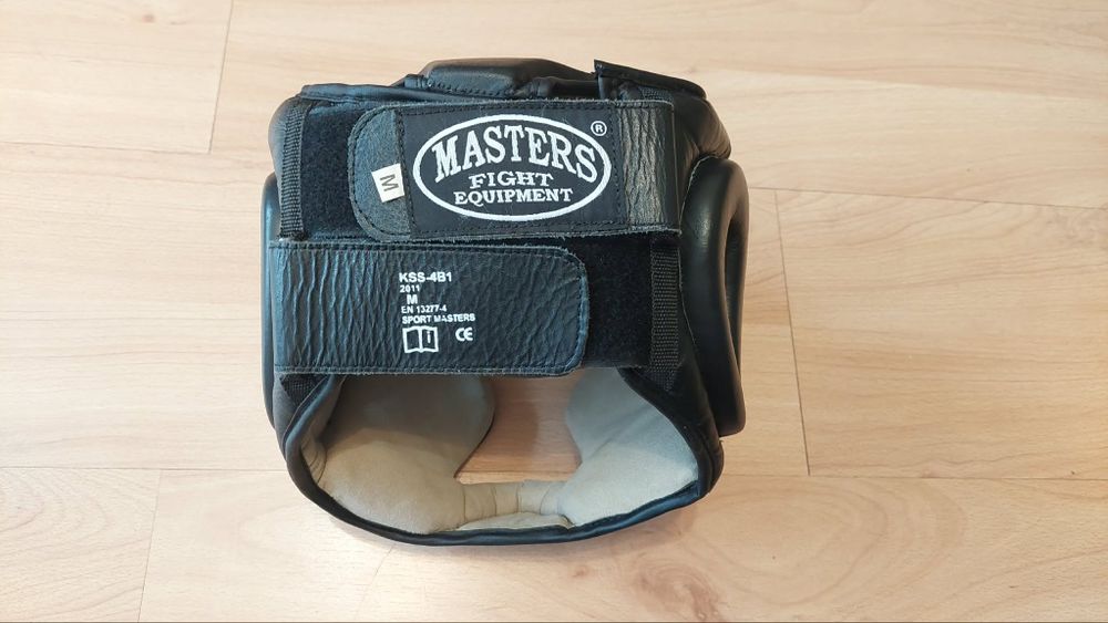 Sprzęt boxerski kask , rekawice