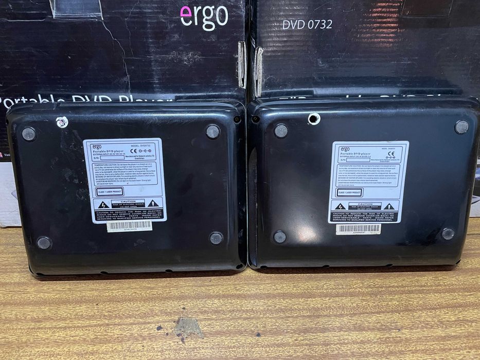 2 штуки, Портативний DVD плеєр Ergo TF-DVD0731, Black