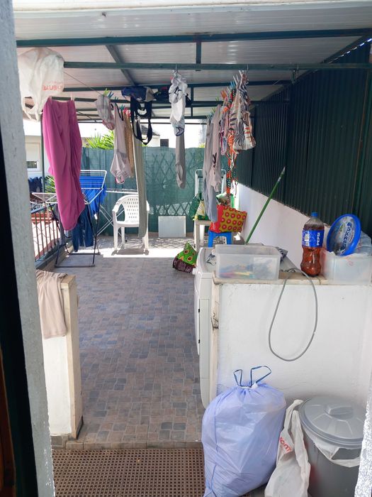 Quarto junto ao Comboio com despesas incluídas