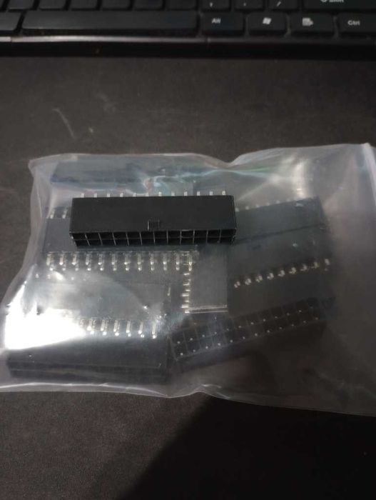 Gniazdo ATX 24 pin zasilacza płyty głównej - 20 SZT