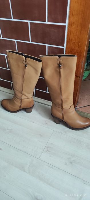 Kozaki Solo Femme 38 skóra naturalna camel, brąz