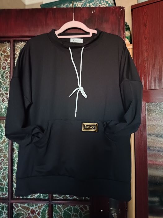 Dres czarny luxury