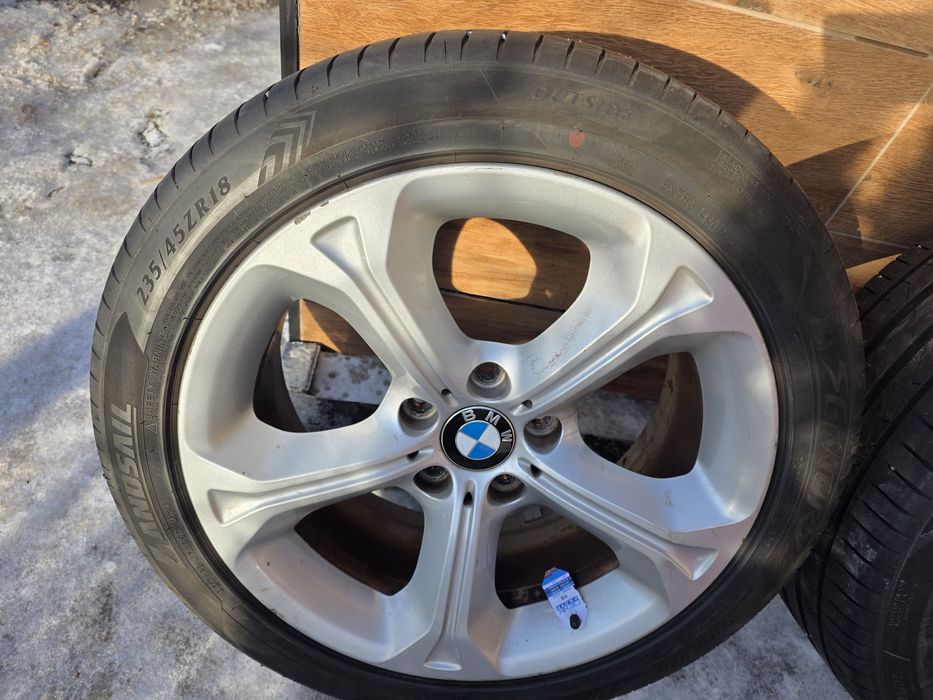 Opony wraz z  felgami BMW X1
