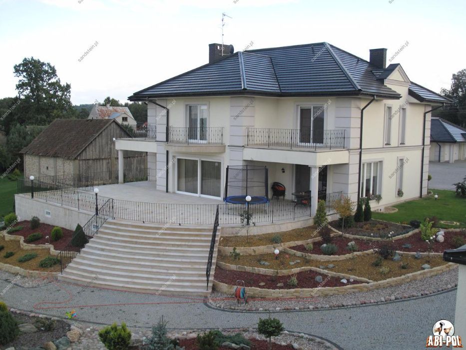 ~48~ Schody zewnętrzne, piaskowiec, bloki, kamień naturalny