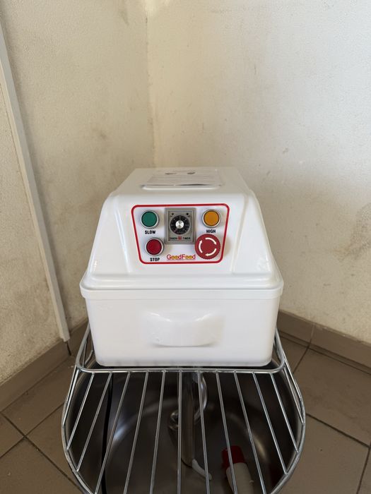 Тістоміс Промисловий Двошвидкісний Обєм 34 Літрів Новий !