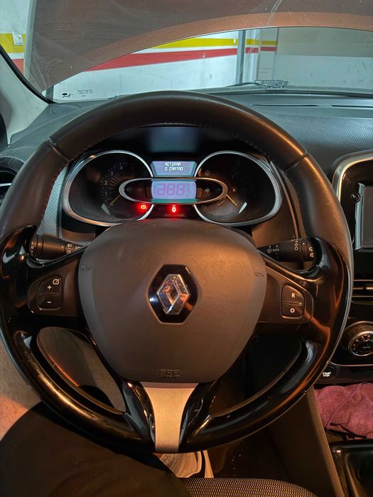 Renault Clio - Bom estado