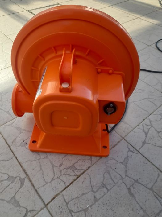 Motor usado  para insuflável