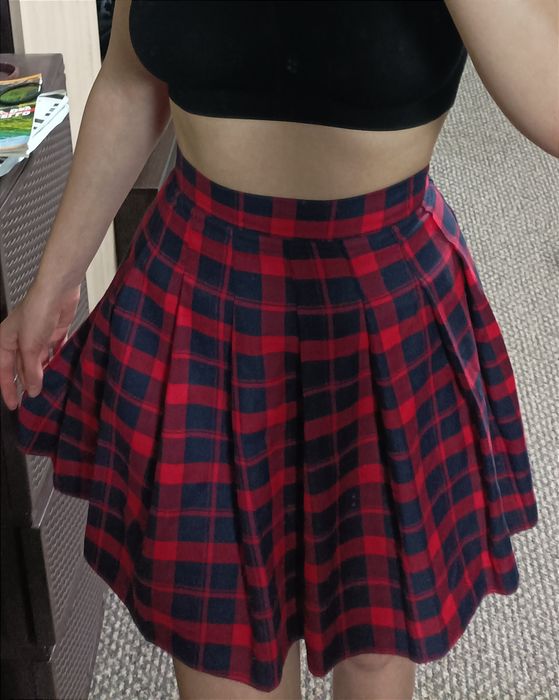 Спідниця в клітинку