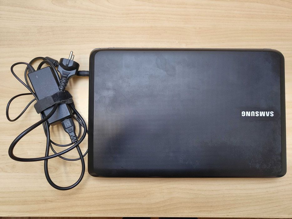 Laptop Samsung R528 z Windows 7 + MS Office 2007 (cyrylica)