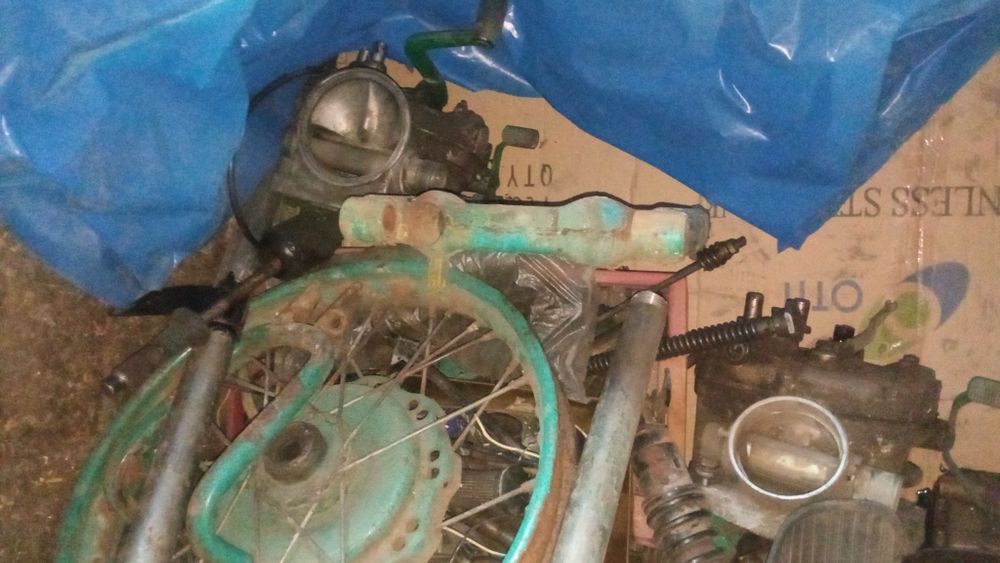 Продам два мотоцикла Урал розібрані комплектні