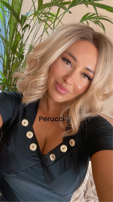 Peruka Perucci Marilyn falowane bob blond moz kolorow lace front part
