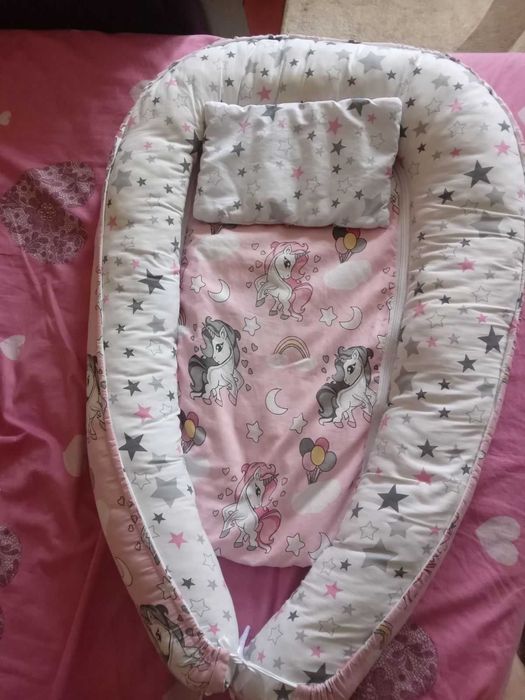Продам кокон- позиціонер для дівчинки