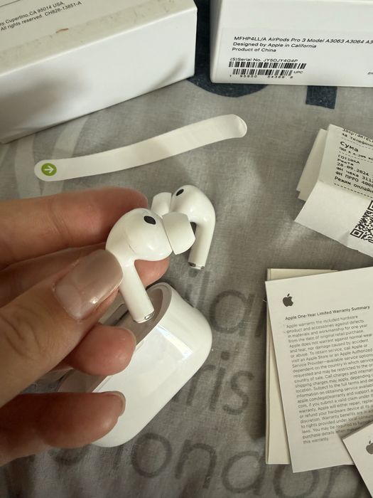 Навушникі Airpods pro 3 apple iphone беспроводные Bluetooth наушники