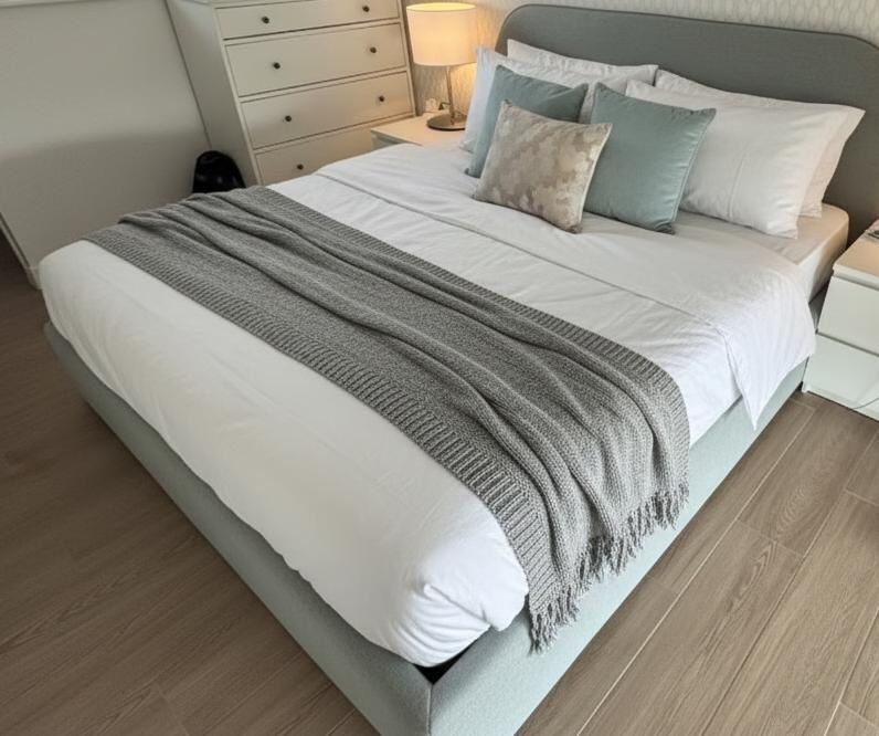 Mesa de jantar e camas