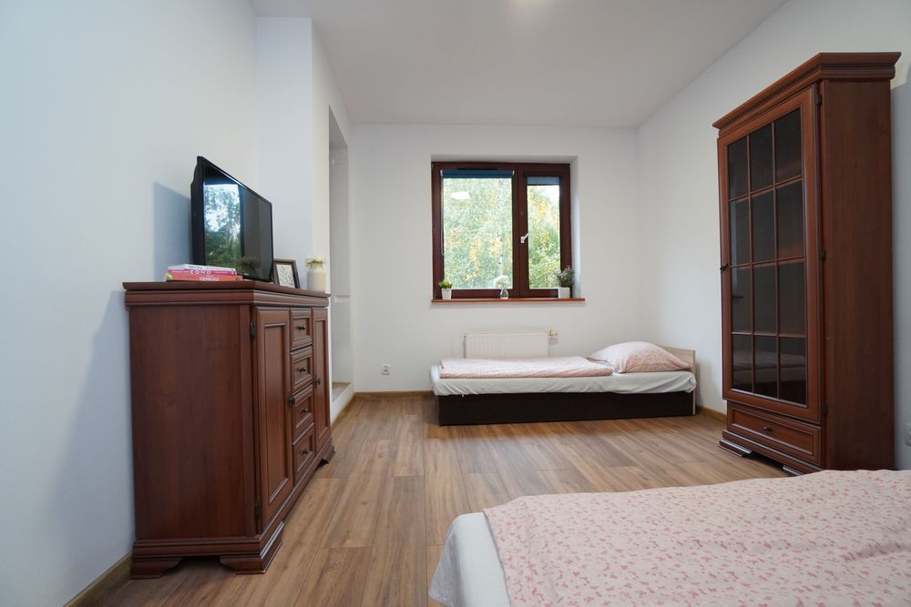 3 pokoje | osobno wc i łazienka | 7 miejsc noclegowych | ul. Orłowicza