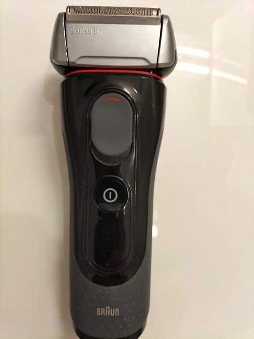 Baza czyszcząca używana do golarki Braun seria 5 + golarka