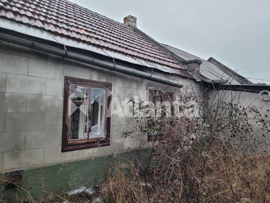 Крепкий дом в центре с. Усатово/Одесский район