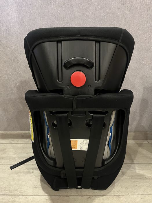 Дитяче автокрісло.Детское автокресло.Есть наклон для сна.Німеччина