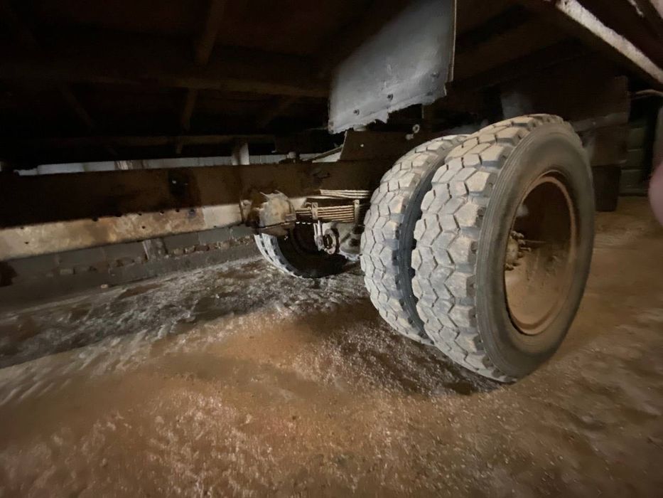 Прицеп одноосний з 53 газона