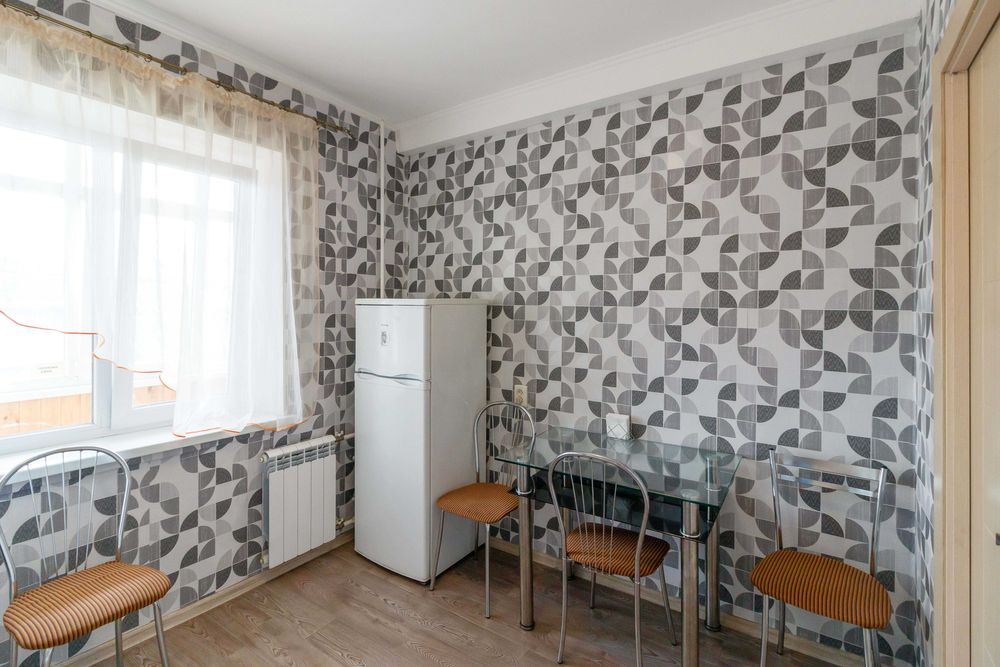 ПОСУТОЧНО-ПОЧАСОВО,1-к.кв 4мин метро  Оболонский пр31 ЗНИЖКИ В ОПИСІ!!