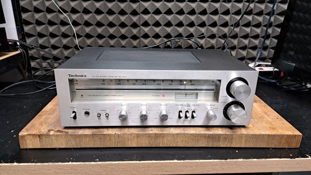Amplituner Technics SA-200