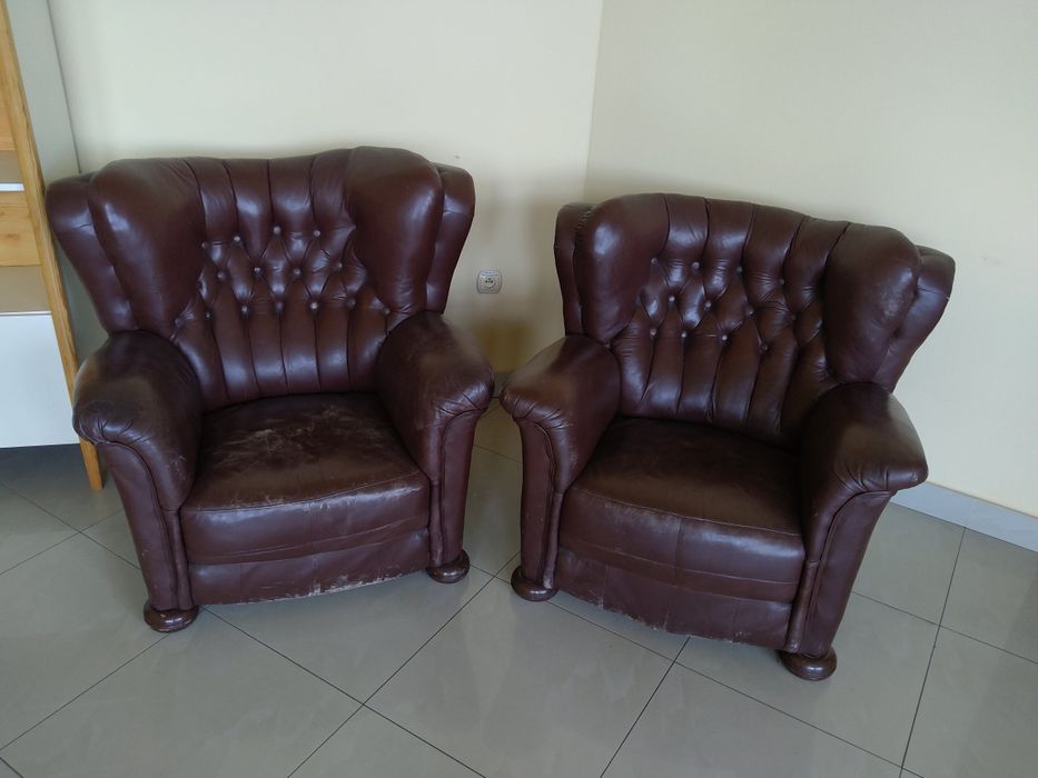 Dwa fotele wypoczynkowe