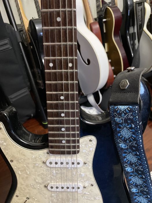 G&L Legacy Tribute Series Esquerdina