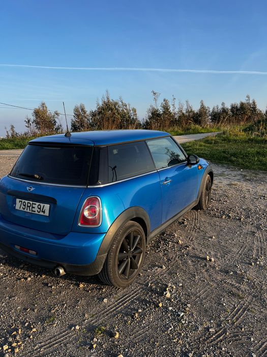 MINI Cooper d 2012