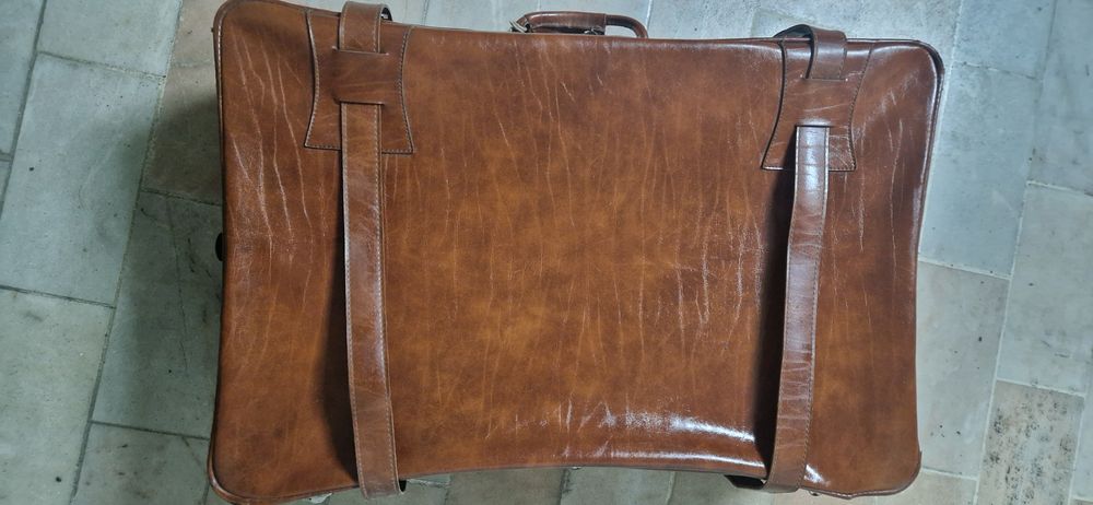 Mala para automóvel clássico