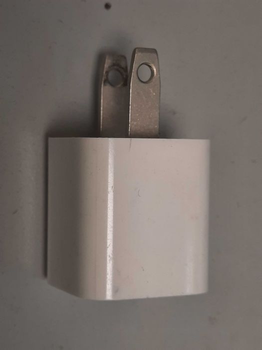 Зарядка, блок питания, адаптер Apple USB Power Adapter A1385