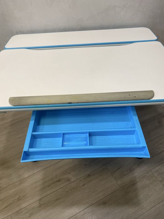 Зростаюча парта трансформер mealux/ растущая парта эво кидс